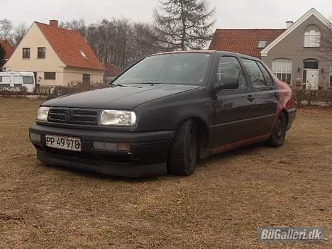VW Vento ***SOLGT*** billede 1