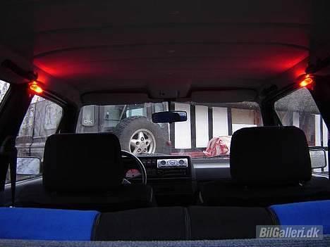 VW Golf 2 - Total Skadet - Rød lys i loften, såen lidt trucker lir. billede 4