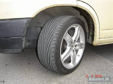 VW transporter solgt - 8,5x17" alu-fælge med 235/45x17 billede 17