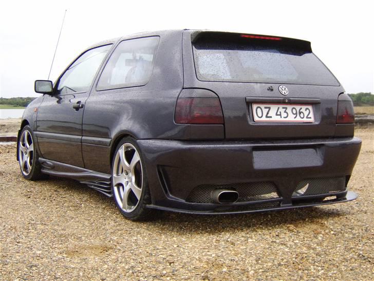 VW Golf 3  **** solgt**** billede 2