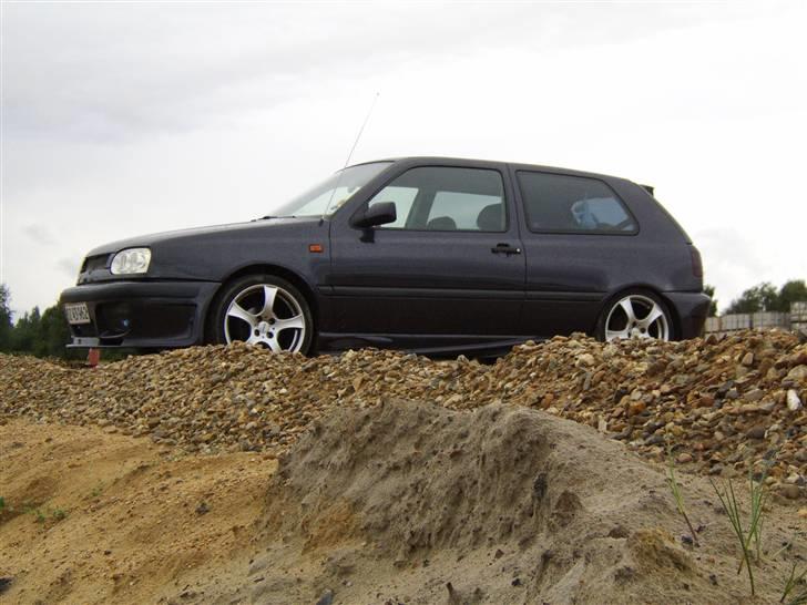 VW Golf 3  **** solgt**** billede 4