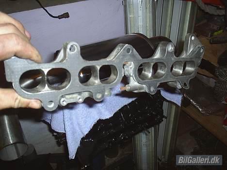 Toyota mr2 - systemen som åbner for nogle spjæld ved 4500 omdrejninger er fjernet så ser kaommer luft igennem, uden modstand billede 20