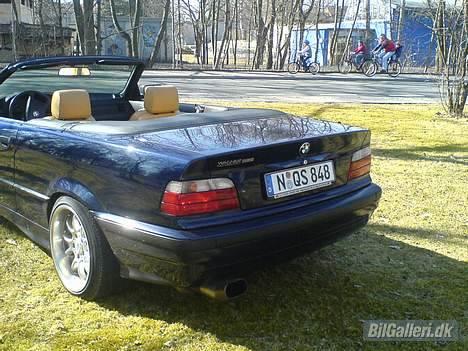 BMW 318i Cabriolet - Solgt... billede 6