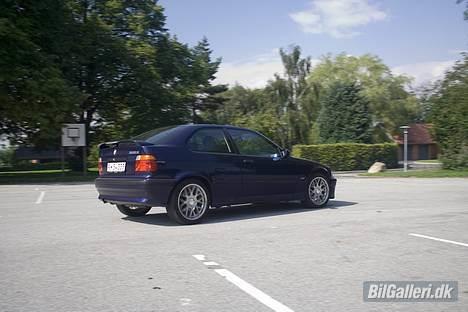 BMW 318TI [Tidl. bil] billede 10