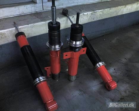 Ford Fiesta Xr2i  - Fk gevind undervogn. Nye juster ringe er blevet lavet på en CNC billede 7