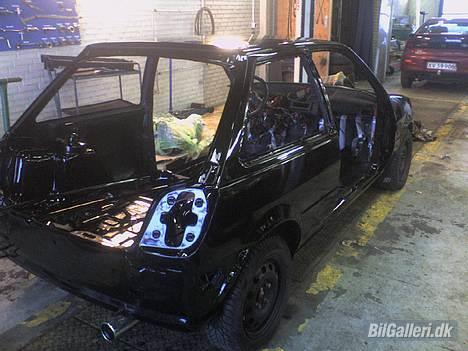 Ford Fiesta Xr2i  - Ny malet, så skal den bare samles billede 10