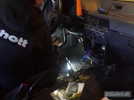 Mitsubishi Colt 1,3(Solgt) - Så er der gang i værkstedet ;) billede 6