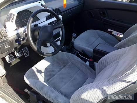 Mitsubishi Colt 1,3(Solgt) - Kabinen gøres klar til at blive farvet.. billede 7