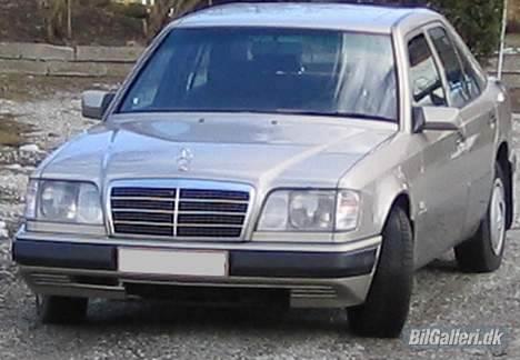 Mercedes Benz FLYDEREN - Nyt 21/03-2006 en solrig dag billede 8