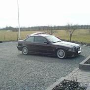 BMW 325i Coupe SOLGT