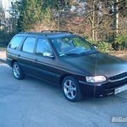 Ford Escort 1.6i solgt