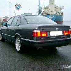 BMW 525i E34