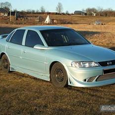 Opel vectra b *SOLGT*