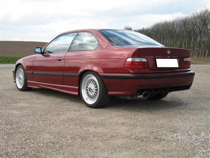 BMW 325i coupe *solgt* - min gamle bil billede 9