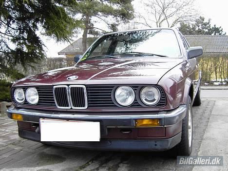 BMW 320i billede 6