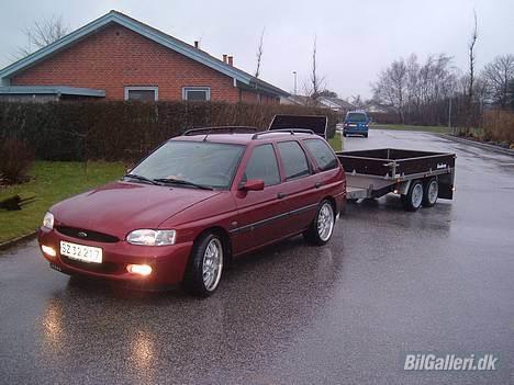 Ford Escort HERSTAL EDITION St billede 10