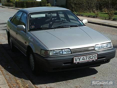 Mazda 626 LX 1,8 (solgt) billede 1