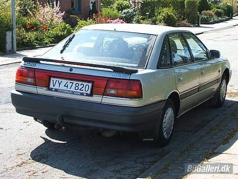 Mazda 626 LX 1,8 (solgt) billede 2
