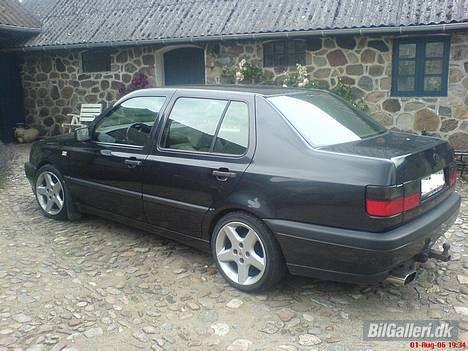 VW Vento GL solgt - 1/7-06 billede 3