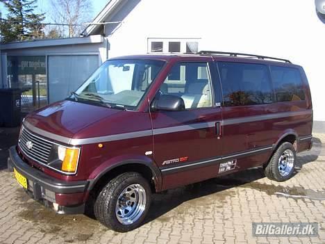 Chevrolet Astro van 10pers bus EXT  billede 1