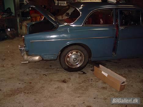 Volvo Amazon - Ja pæn er den jo egentlig ikke når man sådan kommer til at kigge på den... billede 3