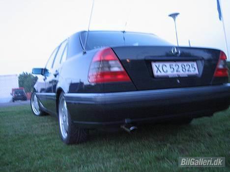 Mercedes Benz            C180 Elegance  billede 14