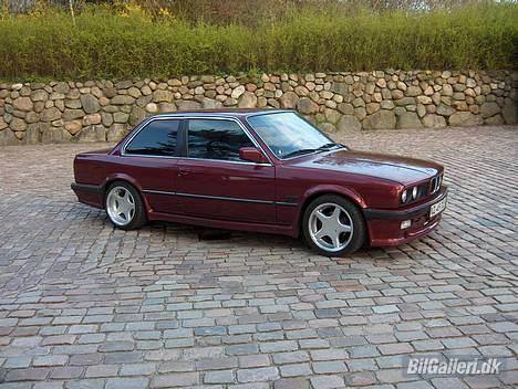 BMW e30 2.7 eta *SOLGT* billede 1