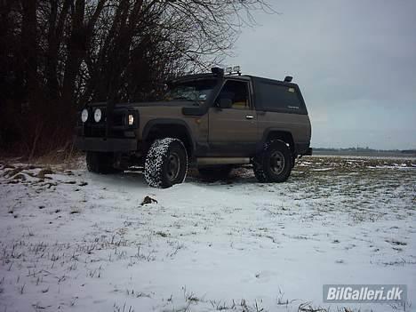 BMW 325i E30  - min gamle nissan patrol 3,3 TD. gik fandme godt.. selvom den vejede 2,1ton med hjemmelavet kofangere..   : ) billede 9