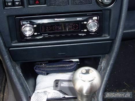 Toyota Carina 2 Solgt - Fed Gearknop, kan bare nemt blive kold at holde på.. :P billede 7