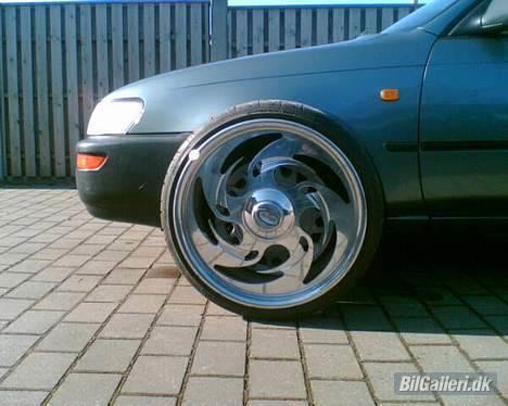 Toyota  Corolla 18" (skrottet) billede 7