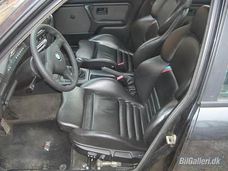 BMW 325i E30 4dørs "M3 Evo" - ja den nye evo kabine med el/varme, nyt m-tech 2 rat/gear/håndbremse billede 12