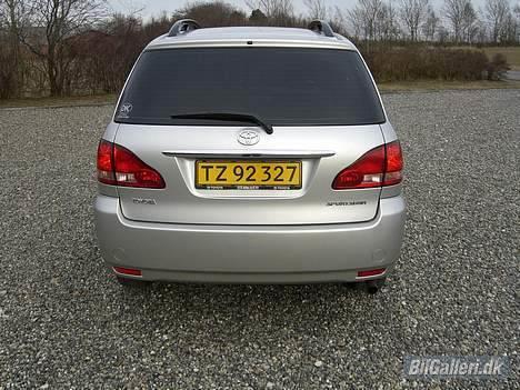 Toyota Sportsvan D-4D billede 4
