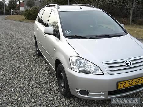 Toyota Sportsvan D-4D billede 6