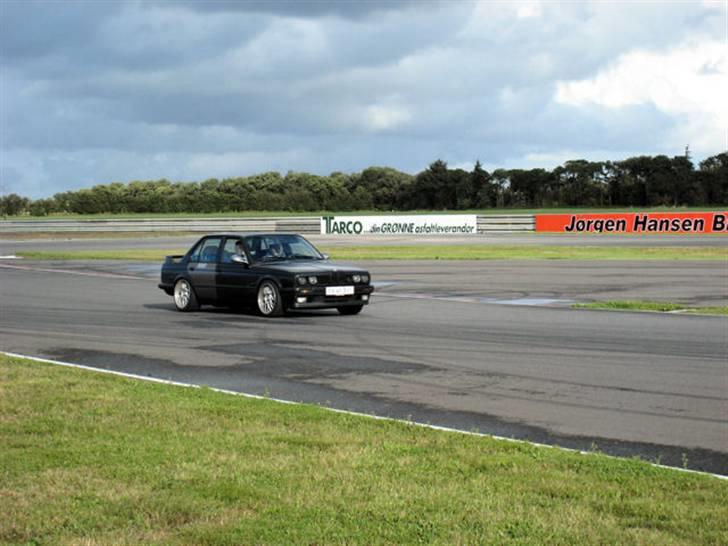 BMW 325i E30 4dørs "M3 Evo" - "Evoén" på padborg park billede 19