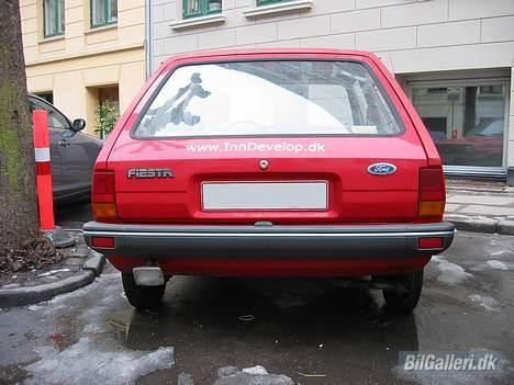 Ford Fiesta no 1 *SOLGT* - se lige den klods af min gamle baklygte "da jeg fik bilen " billede 14