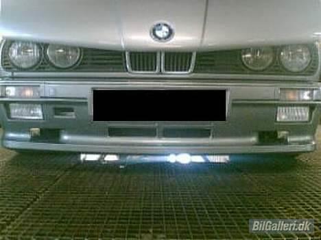 BMW 320i ETA billede 9