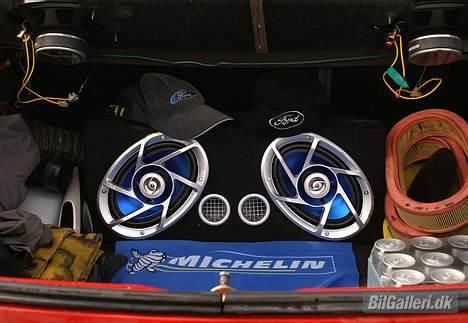 Ford Sierra ¤Rødhætte¤ *DØD* - Se lige ford huen og kasketten! :-D billede 9