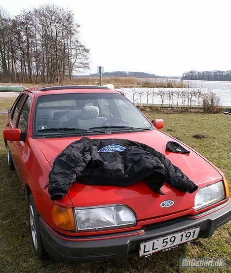 Ford Sierra ¤Rødhætte¤ *DØD* - Ja og jakken selvf og lige Vmax huen! Haha billede 10