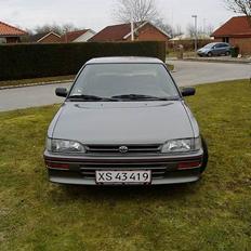 Toyota Corolla ( SOLGT)