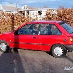 Ford fista 1.3 sport solgt