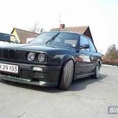 BMW 320i (Solgt)