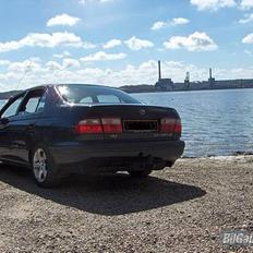 Toyota Carina E -- >>DØD<<--