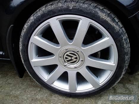 VW Golf 4 TDI SOLGT - 18" RS4 billede 7