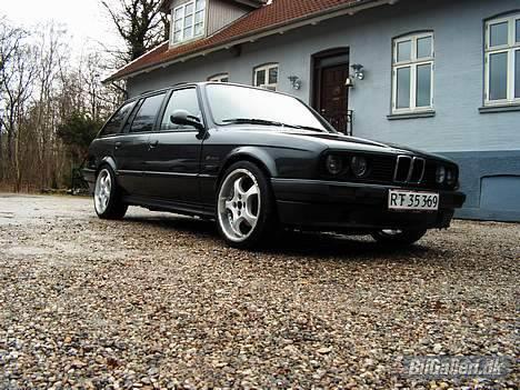 BMW 320i touring Turbo solgt billede 11