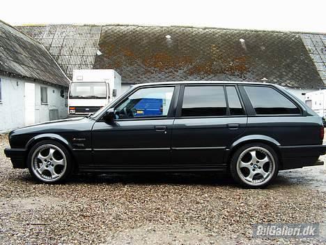 BMW 320i touring Turbo solgt billede 14