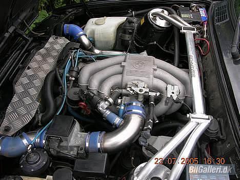 BMW 320i touring Turbo solgt billede 15