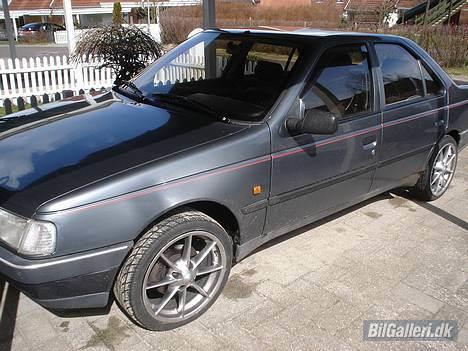 Peugeot 405 **SKROTTET** billede 1