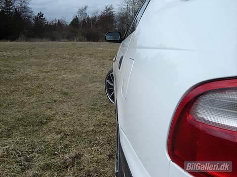 Toyota Carina E XLI *SOLGT* billede 9