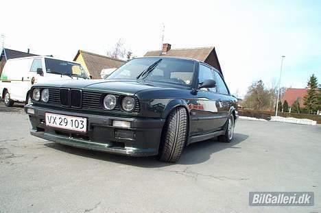 BMW 320i (Solgt) billede 1