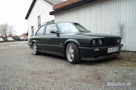 BMW 320i (Solgt) billede 2
